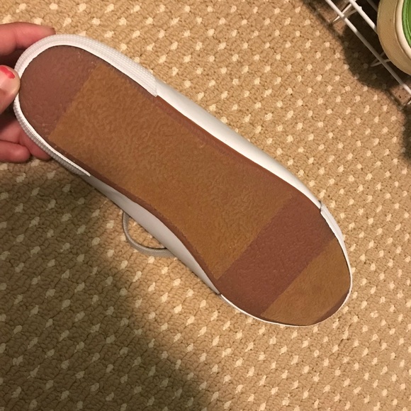 Old navy shoes - Picture 3 of 5